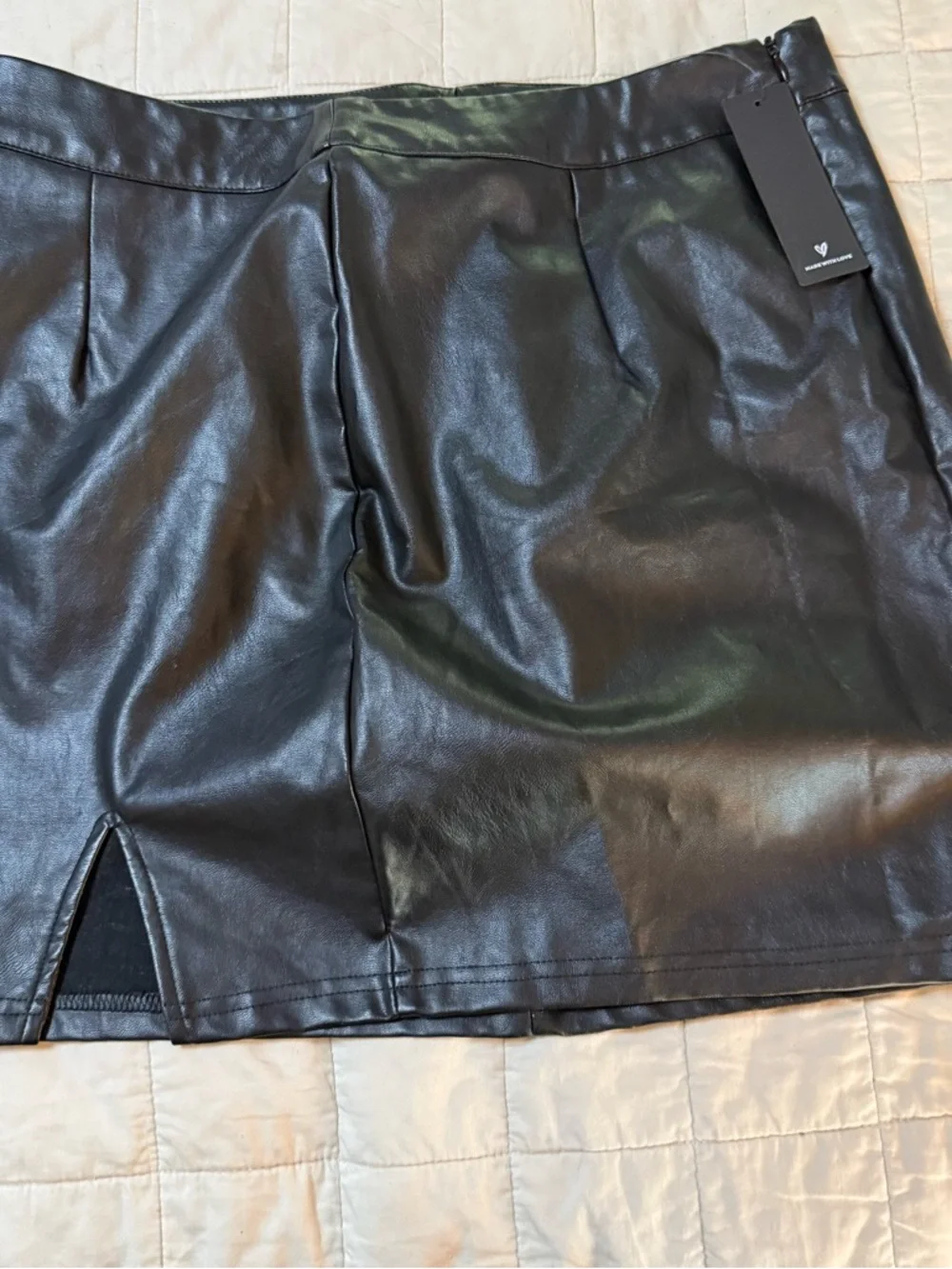 Lulu's Black Faux Leather Mini Skirt with Small Front Slit‎ NWT
